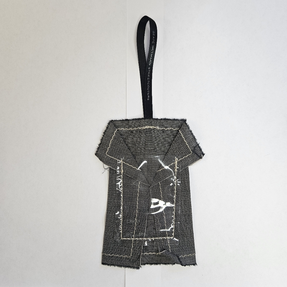 Beate Heymann STREETCOUTURE Luggage Purse Tag Card Holder Keychain with Ribbon